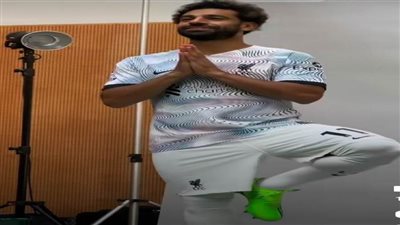 جلسة تصويرية احتفالاً بأهداف محمد صلاح مع ليفربول بعنوان 