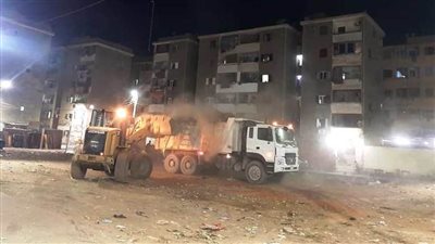 رفع 50 طن قمامة ومخلفات صلبة خلال حملة نظافة مكبرة بحي غرب سوهاج