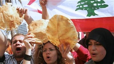 انفراجة بأزمة الخبز في لبنان وتأمين القمح والدقيق لشهر ونصف