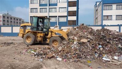 نقل ٣٦٥٠ طن مخلفات لمصانع تدوير القمامة في حملة نظافة مكبرة بالبحيرة