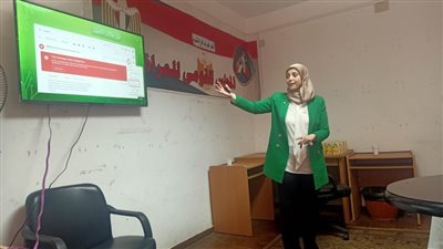 كيفية التصدي للابتزاز الإلكتروني بقومي المرأة بالإسكندرية 