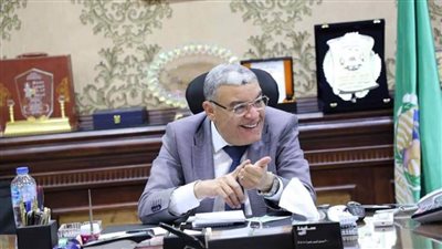 محافظ المنيا يهنئ 