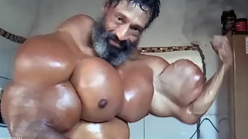 لاعب كمال الأجسام