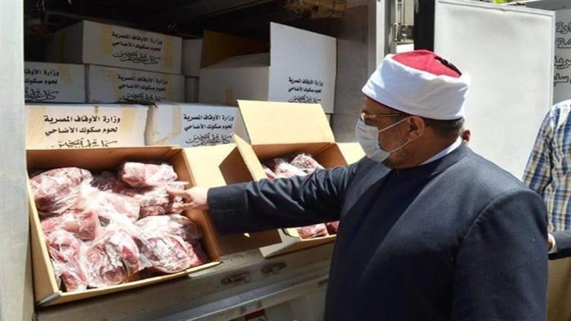 توزيع 2 طن لحوم أضاحي