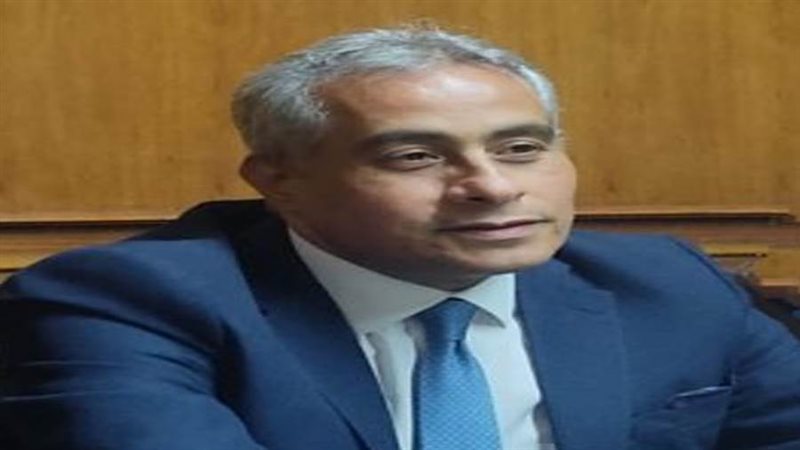 حسن شحاتة رئيس الاتحاد