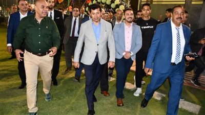وزير الشباب والرياضة يتفقد مركزي شباب الندى والصفوة بمحافظة الجيزة