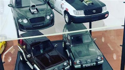 سالم العامري: فن صناعة مجسمات السيارات يعتمد على التذوق الفني