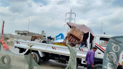 رفع وإزالة ١٨٥٦ حالة إشغال طريق في حملة مكبرة بالبحيرة
