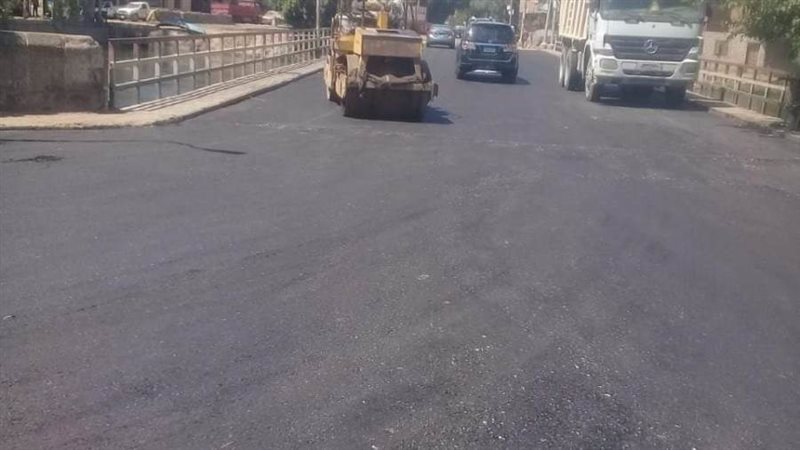 إغلاق طريق بالمنيا