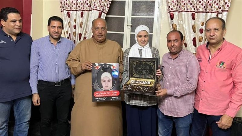 تكريم أوائل الثانوية