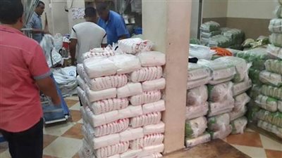 ضبط مصنع لتعبئة السكر وبيعه فى السوق السوداء بالقليوبية 