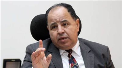 وزير المالية: لا ضرائب جديدة على السجائر