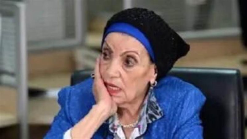 الفنانة رجاء حسين