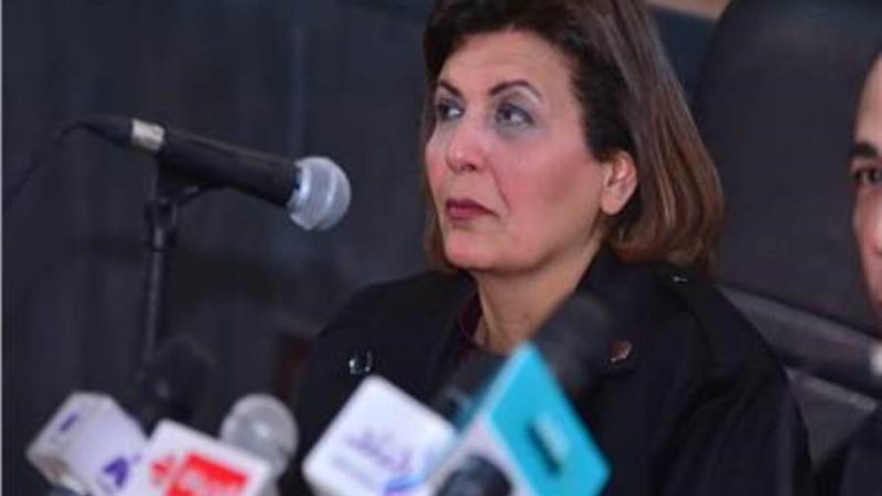 السيناريست زينب عزيز