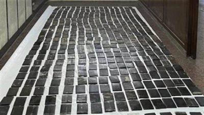 ضبط 3 عناصر إجرامية بحوزتهم 350 طربة حشيش و3 كجم هيروين قبل ترويجهم بالإسماعيلية