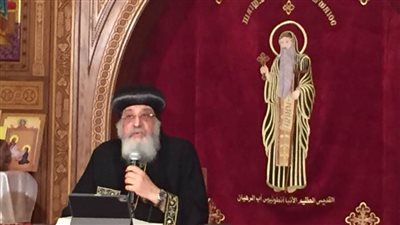 بسبب الأزمة الاقتصادية العالمية.. البابا يناشد الكنائس الاهتمام بترشيد الطاقة