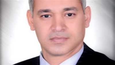 رئيس جامعة أسيوط يكلف عبد المولى بالقيام بعمل نائب رئيس الجامعة لشؤون التعليم والطلاب