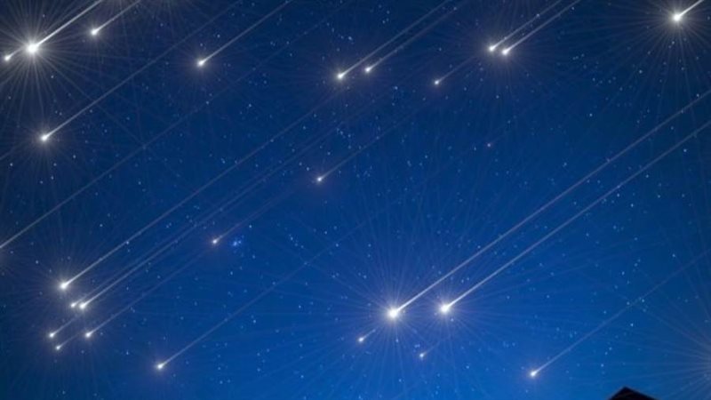 ظهورالقمر العملاق