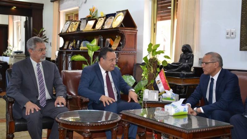 رييس جامعة الإسكندرية