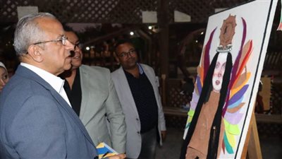 إعداد القادة: نعمل على تقديم قائد مبدع فكريا من الطلاب