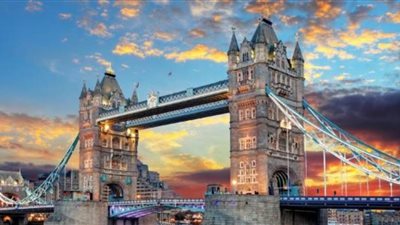 خبراء الأرصاد يحذرون من ظاهرة جوية تغطي سماء المملكة المتحدة.. الاثنين المقبل