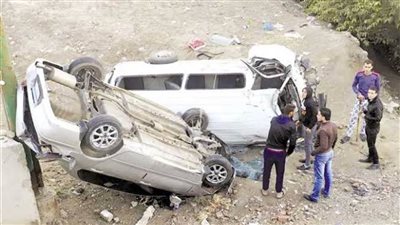 مصرع وإصابة 7 أشخاص في حادث انقلاب سيارة شمال الأقصر