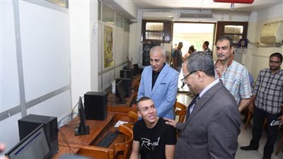 ١٨٠ جهاز حاسب آلي لتسجيل رغبات التنسيق الإلكتروني بجامعة سوهاج