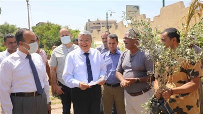محافظ المنيا يتفقد قطعة أرض لدراسة إنشاء حديقة مركزية بمدينة المنيا الجديدة