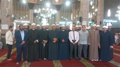 معسكر أبي بكر الصديق يستقبل وفدًا من الأئمة في الأنشطة الصيفية