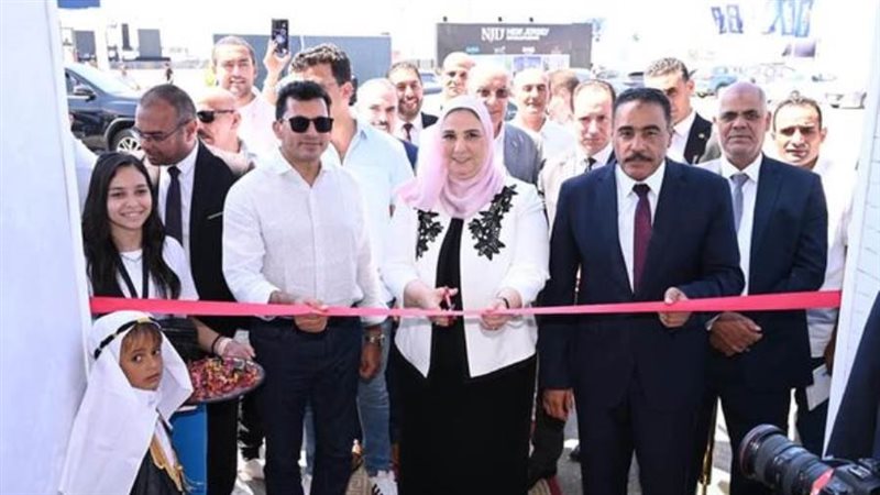 افتتاح المعرض