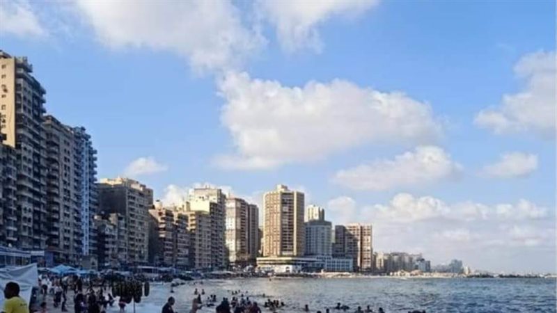 إحدى شواطئ الإسكندرية