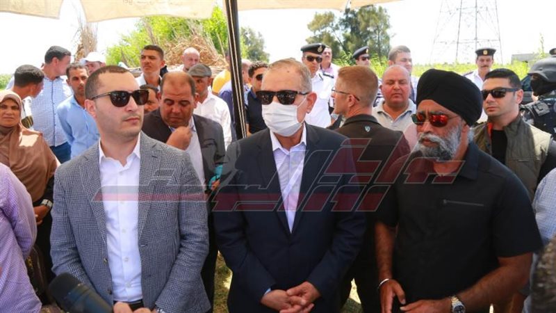 خلال الزيارة