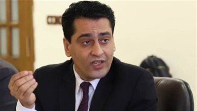 عبدالمجيد: الإعلام يقع موقع السمع والبصر من المجتمع والحارس على ثغور الوعي