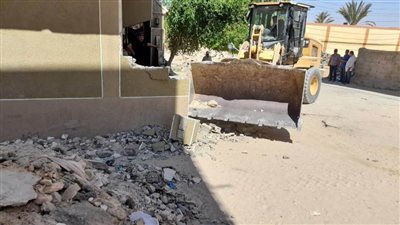 استمرار الموجة الـ20 لإزالة التعديات على أراضي الدولة بالعريش