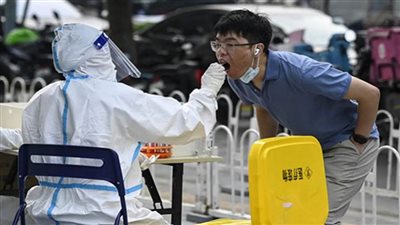 الصين تسجل 2478 إصابة جديدة بكورونا