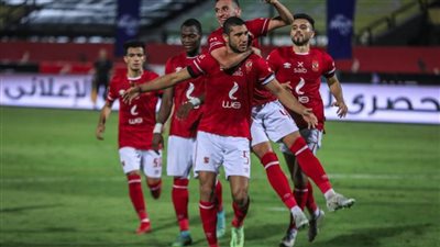 حكم مباراة الأهلي والمقاصة.. بين مؤيد ومعارض لركلة الجزاء