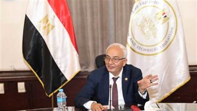 وزير التعليم خلال لقائه قيادات الوزارة: لا تغيير في فلسفة المنظومة التعليمية