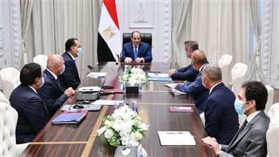 5 توجيهات من الرئيس السيسي في قطاع النقل والموانئ 