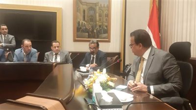 وزير الصحة: نواصل ترصد جدري القرود في المنافذ الحدودية من خلال الحجر الصحي