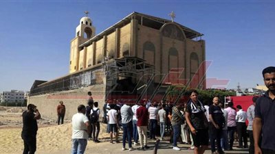 مصدر أمني: السيطرة على حريق بكنيسة الأنبا بيشوي في المنيا 