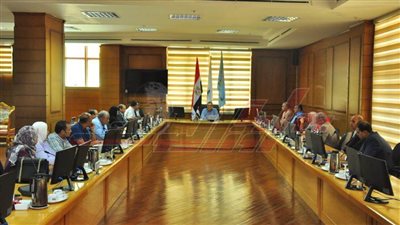 رئيس جامعة كفر الشيخ يترأس اجتماع مجلس شؤون خدمة المجتمع وتنمية البيئة