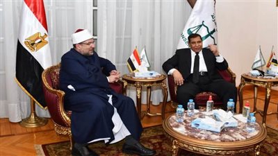 رئيس مجلس الدولة يستقبل وزير الأوقاف للتهنئة بمنصبه
