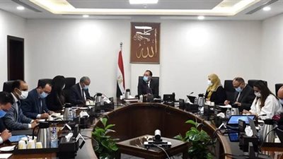 مدبولي يطمئن على إجراءات تنفيذ الحزمة الجديدة للحماية الاجتماعية التي أقرها رئيس الجمهورية