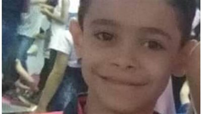 أول صورة للطفل ضحية انهيار السور في بنها