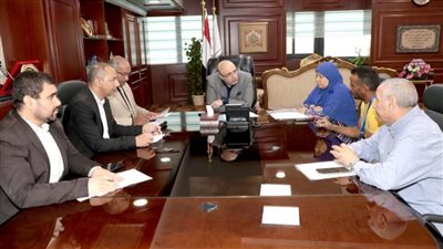 محافظ بني سويف يوجه بإعادة قيد طالبة أولى ثانوي حرصا على مستقبلها 