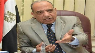 وزير قطاع الأعمال يتابع موقف تنفيذ مشروع تطوير شركات القطن والغزل والنسيج