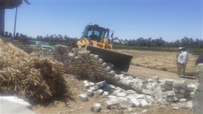 إزالة 12 حالة تعد على أملاك الدولة بدمياط