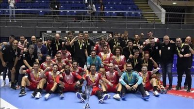 علي زين وممدوح هاشم يتوجان بكأس السوبر الروماني لكرة اليد