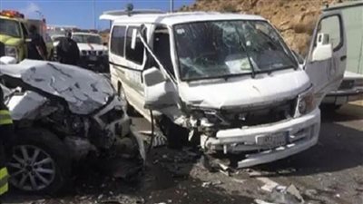 إصابة 10 أشخاص في حادث تصادم سيارتين بالشرقية