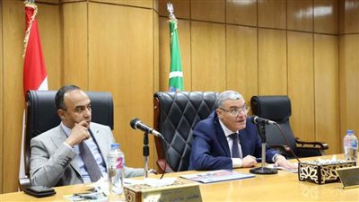 محافظ المنيا يعلن البدء في توفير الأراضي لتنفيذ مشروعات 